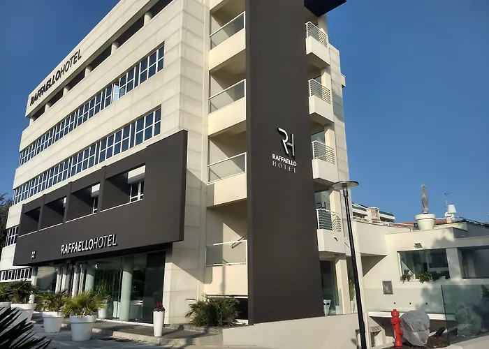 Raffaello Hotel & Mooka Restaurant